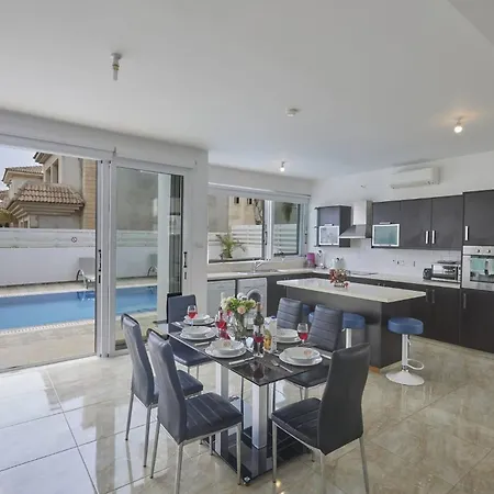 Pearl Pe15 Villa Protaras