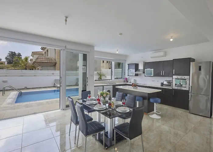 Pearl Pe15 Villa Protaras